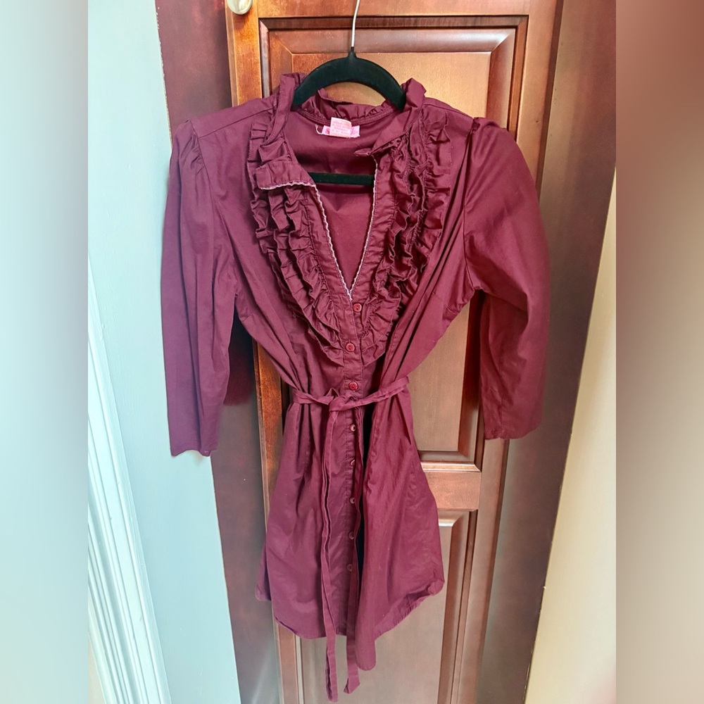 VGUC: She's Cool Maroon Ruffle Button-Down Tunic/Dress - Size Large (Fits S/M)